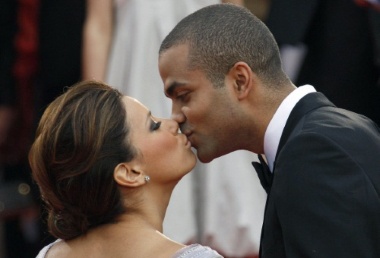 Actress Eva Longoria kisses her husband Tony Parker as they arrive for the screening of the film Bright Star at the 62nd Cannes Film Festival in this May 15, 2023 file photo. Longoria filed for divorce on November 17, 2010, to end her three-year marriage to basketball player Tony Parker. Longoria, 35, filed documents in Los Angeles Superior Court citing irreconcilable differences. REUTERS/Regis Duvignau/Files (FRANCE SPORT - Tags: ENTERTAINMENT PROFILE SPORT)